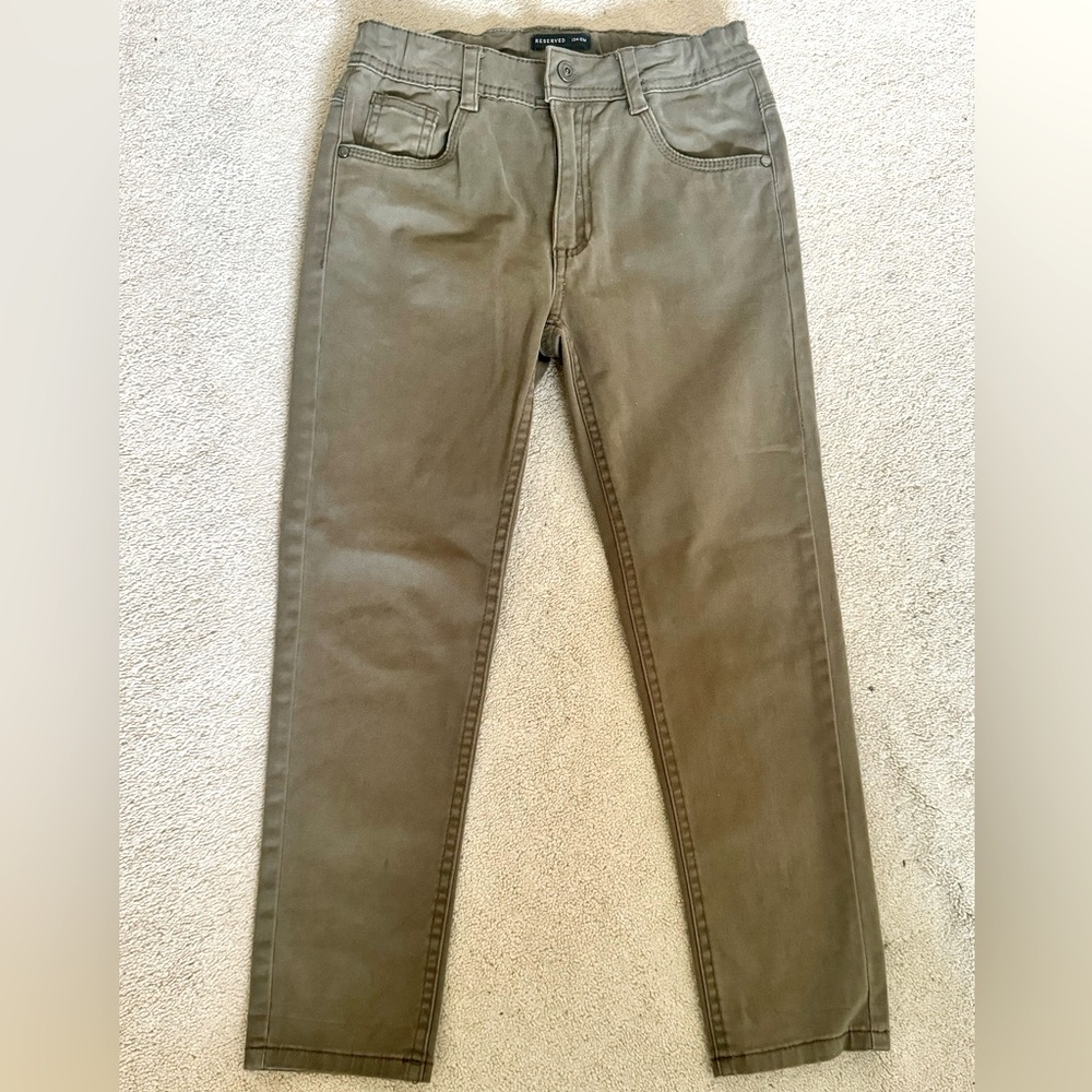 Boys pants, size 134cm. Like new condition, military green colour. Adjustable